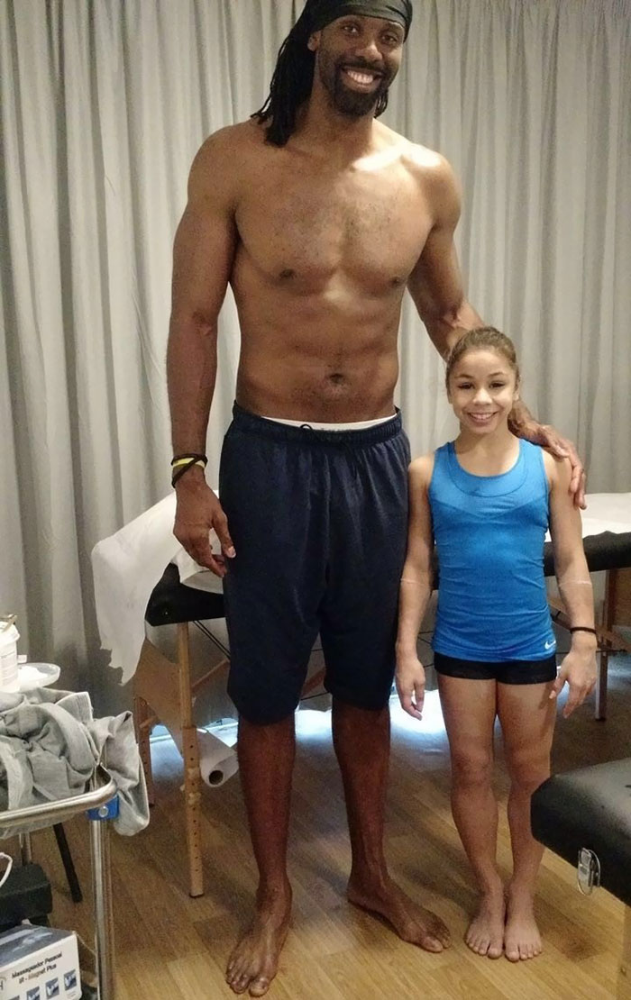 Thebabysitter spit nutted tall athlete