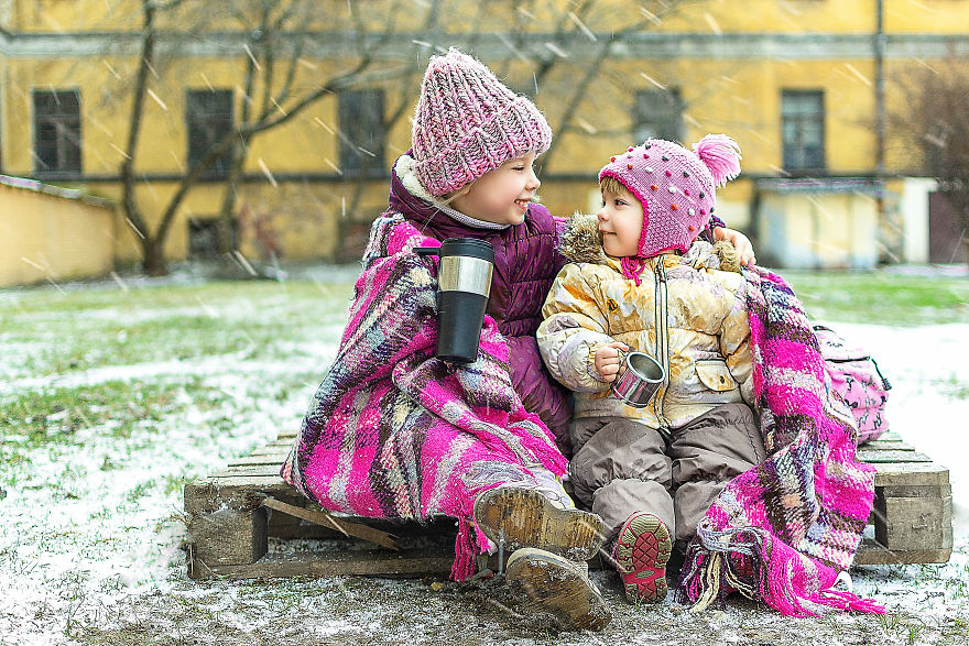 Необыкновенно теплый. Удивительные теплые люди фото. Фото на конкурс остановись мгновение. Фото дня на Яндексе сегодня остановись мгновение.