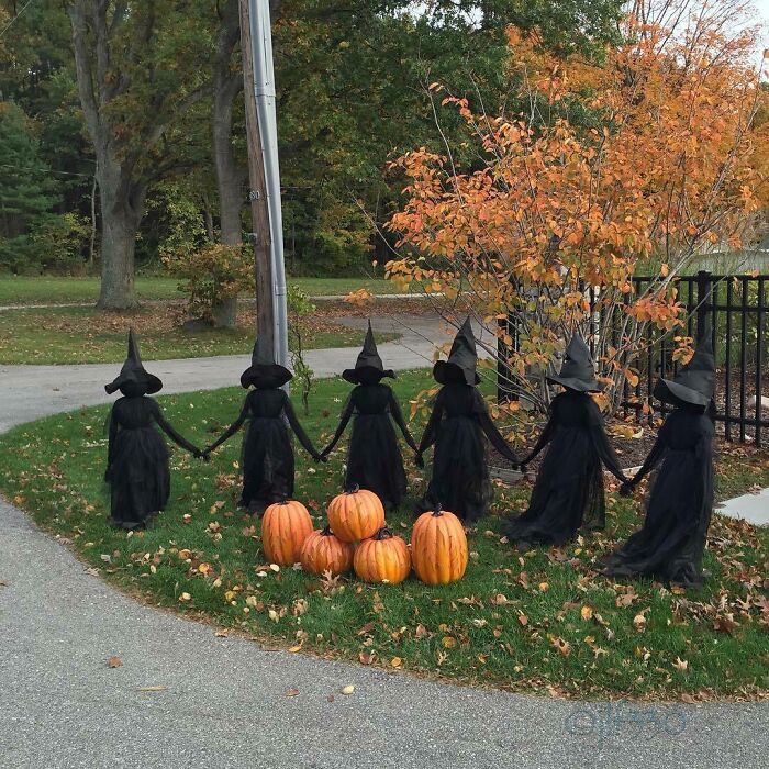 50 Times People Decorated Their Houses For Halloween And Left Everyone  Speechless (New Pics) | Bored Panda