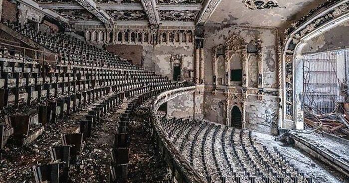 'Abandoned Beauties': 84 Eerie Pictures Of Forgotten Places, As Shared In This Online Group