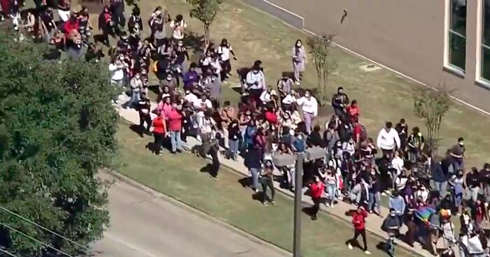 Hundreds Of Irving Students Walk Out In Protest Of Their Lesbian Teacher Being Mistreated And Safe Space Stickers Being Removed