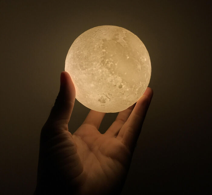This 3D Moon Lamp