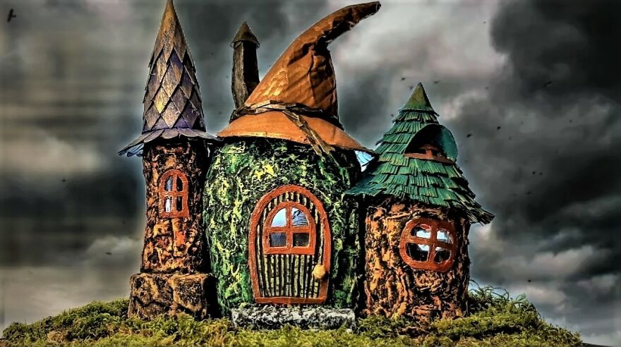 DIY Witch Castle Using Plastic Bottle