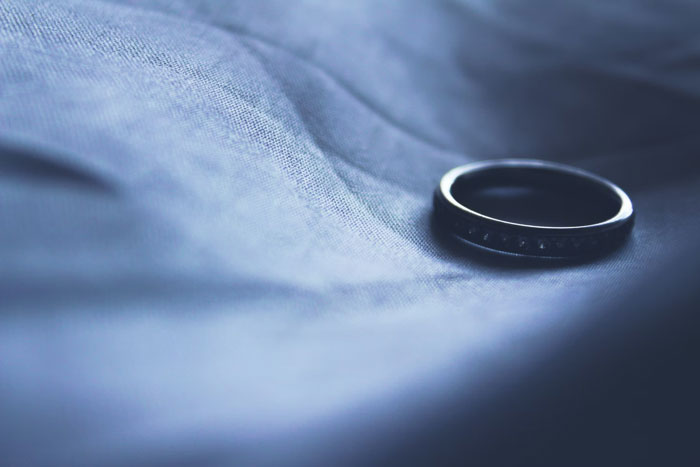 Divorced People Get Honest About What Would Have Saved Their Marriages (30 Posts)