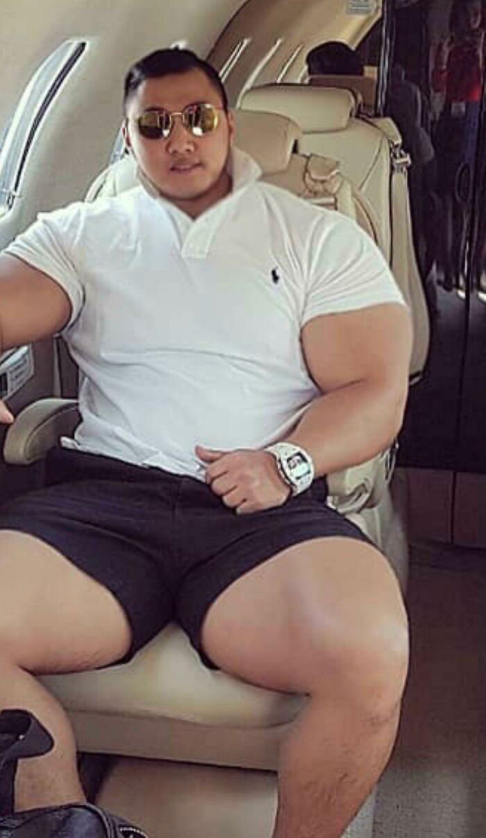 Arms So Big They Warp The Plane Seats?