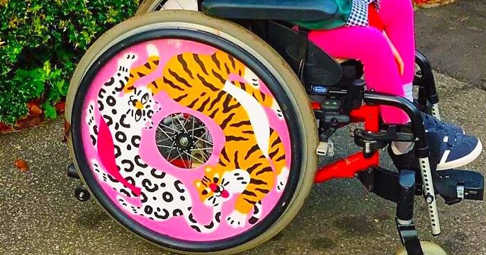 Izzy Wheels: 54 Colorful Wheelchair Accessories Created By Two Sisters