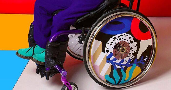 Izzy Wheels: 54 Colorful Wheelchair Accessories Created By Two Sisters