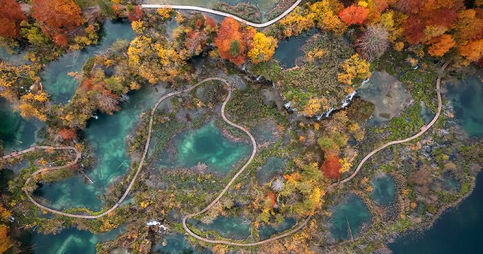 I Explored The Colorful Waterfalls Of Plitvice Lakes In Croatia, And Here Are My 28 Pictures From There