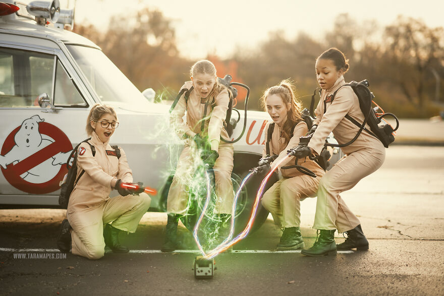 I Found An Ecto-1 Car And Recreated Scenes From Ghostbusters