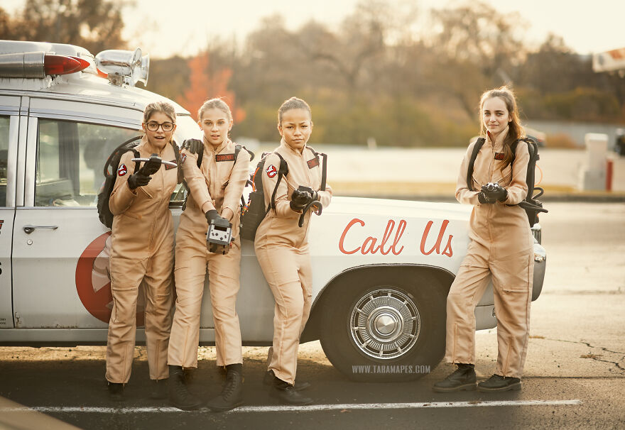 I Found An Ecto-1 Car And Recreated Scenes From Ghostbusters