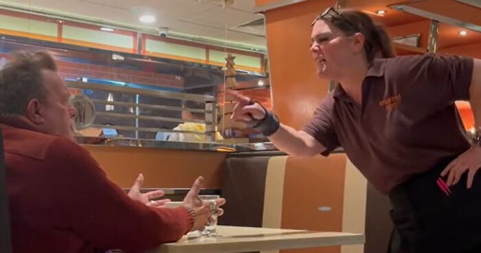 Creepy And Rude Customer Is Shut Down By Waitress Who Couldn't Take It Anymore