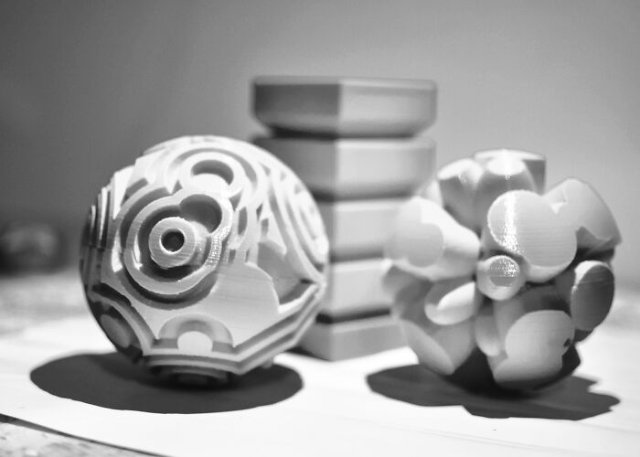 We Diyed Unique Candle Moulds Using 3D Technology And Went On A Candle Exploration Of Algorithmic And Organic Forms (9 Pics)