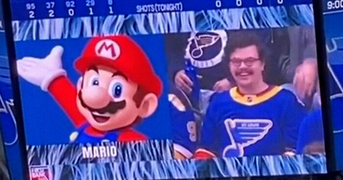 65 Times St. Louis Cameramen Made Hockey Infinitely Funnier With This Look-Alike Camera