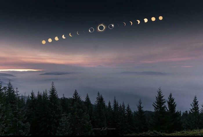The Photo Of Totality In Oregon By Photographer Jasman Lion Mander