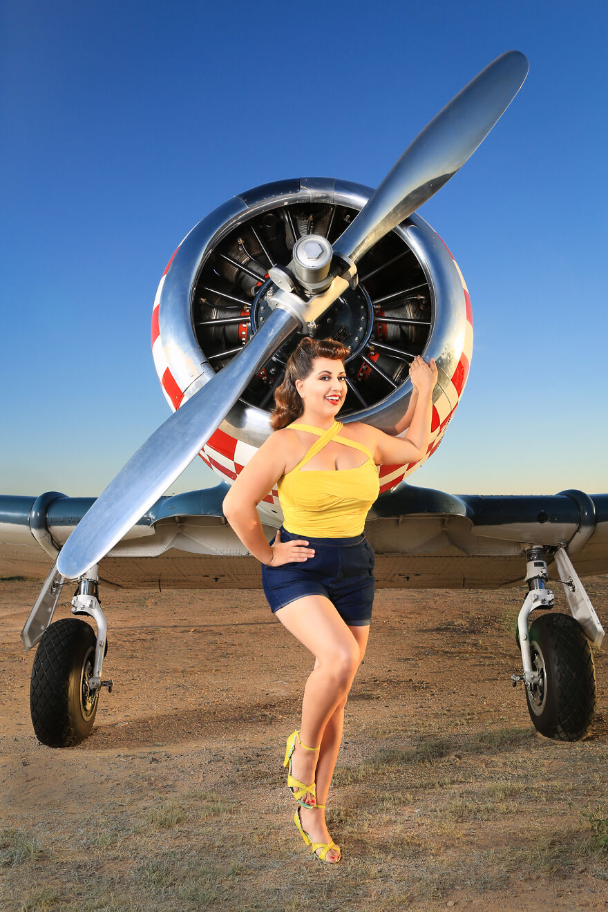 Ww2 Texan & Pinup Dame De La Cruz