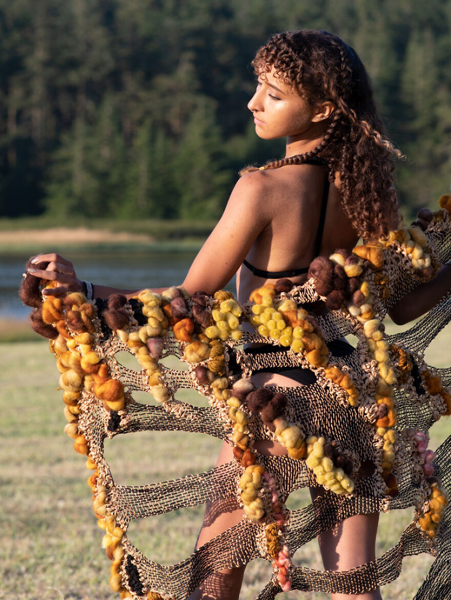 I Weave Wall Tapestries Made From Natural Fibers And Dyes