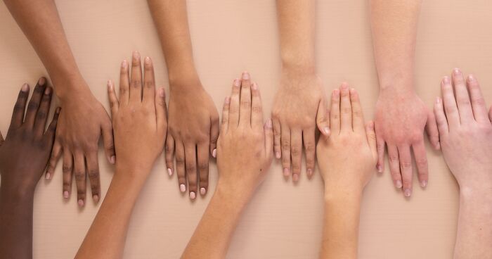 “Shades Of Beauty”: I Celebrated The Diversity Of All Shades Of Color By Doing This Photoshoot