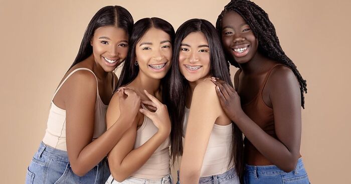 “Shades Of Beauty”: I Fulfilled My Dream As A Photographer And Photographed 10 Different Girls With 10 Different Skin Tones All Together