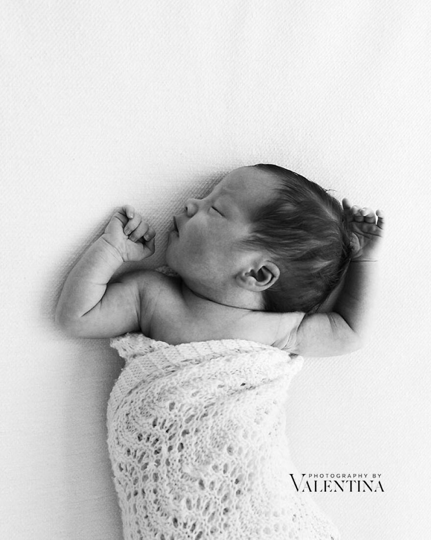 I Photograph Newborn Babies In The Most Simple Way