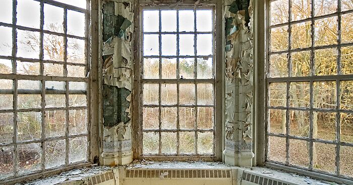 40 Pictures I Took Of The View Through Abandoned Asylum Windows