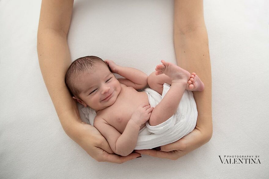 I Photograph Newborn Babies In The Most Simple Way