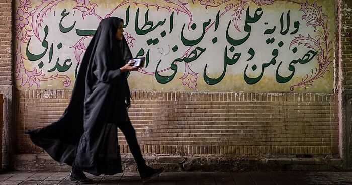 I Traveled To Iran To Show The Blend Of Tradition, Religion And Modernity (24 Pics)