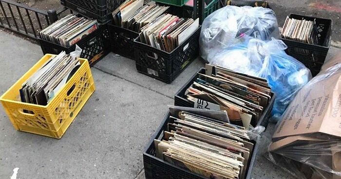 People Share What They Found Thrown Away And The Phrase ‘One Man’s Trash Is Another Man’s Treasure’ Has Never Been So Real (30 New Pics)