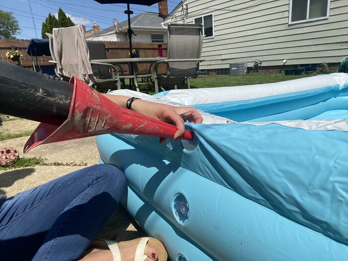 Used A Leaf Blower And A Funnel To Inflate A Pool. Actually Worked Fairly Quickly