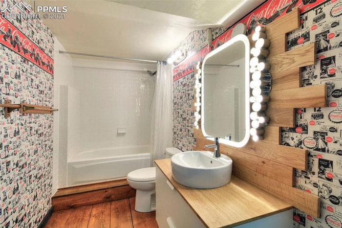 I’m Home Shaming A Place We Just Bought. I Present The Coca Cola Bathroom. The Floor Is Also Just Wood Boards Glued Directly To The Concrete. It’s…a Look. Nothing In The Rest Of The House Even Remotely Resembles This. It’s Truly An Oddity
