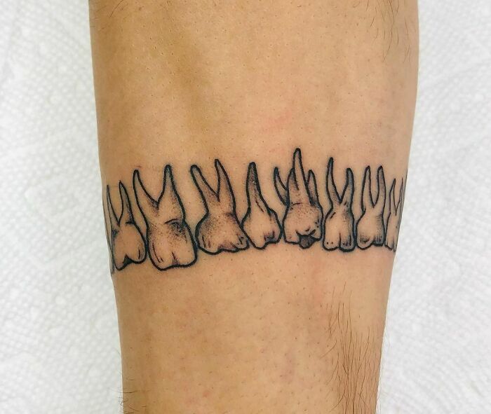 Teeth armband tattoo