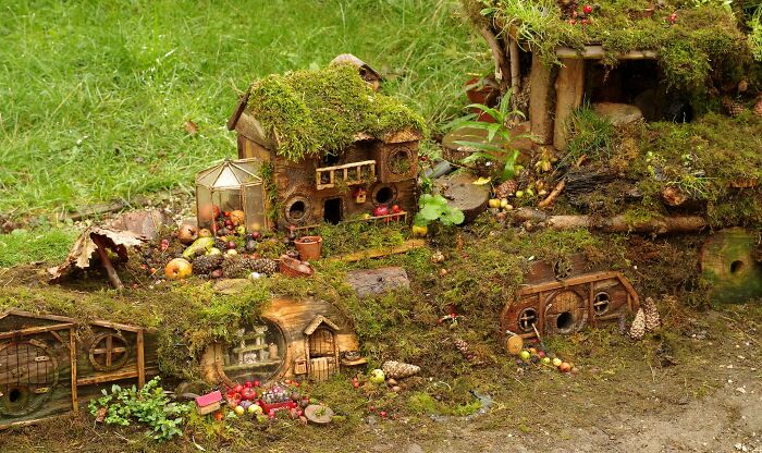 Man builds an entire village for mouse he saw in his garden 
