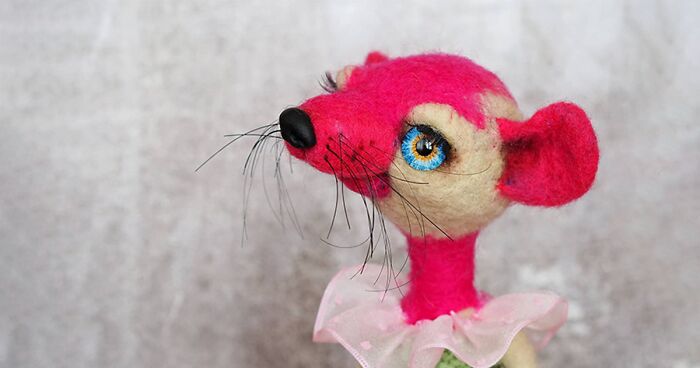 32 Quirky Fantasy Dolls That I Felt Using Wool