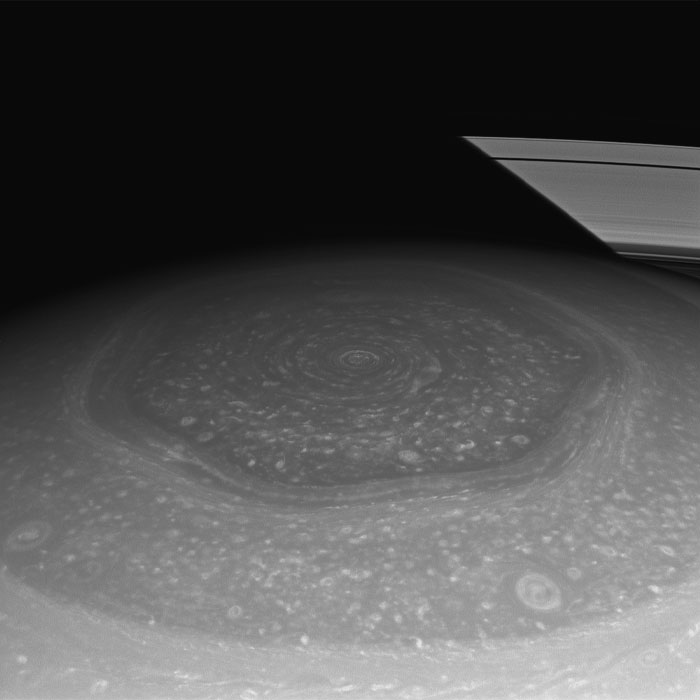 Picture of Saturn surface