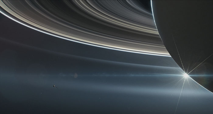 Picture of half Saturn with rings