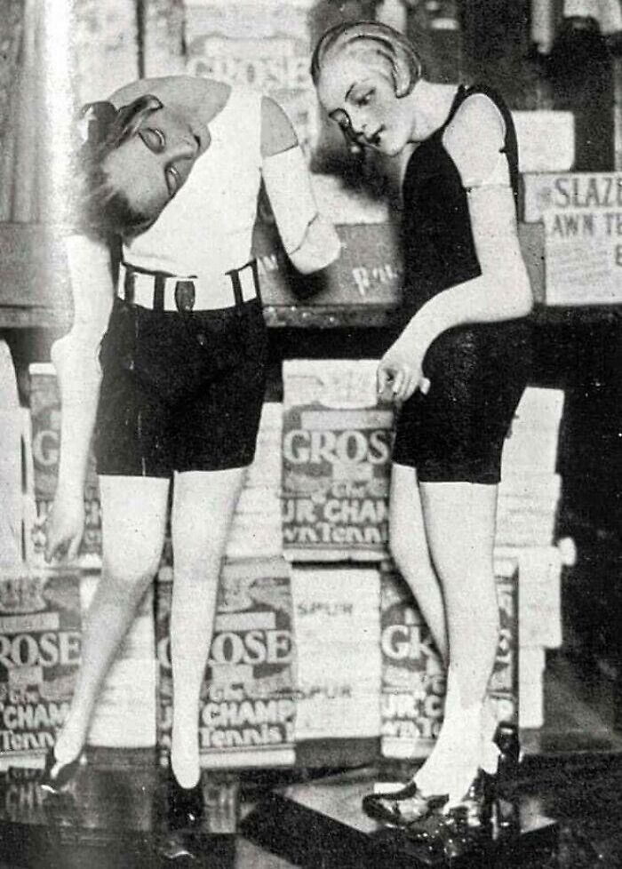 Department Store Wax Mannequins Melting During A Heatwave In 1929