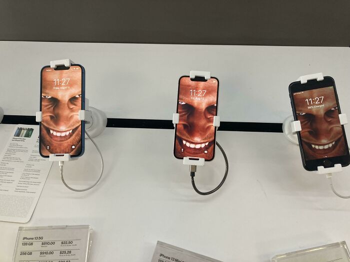 Walked Into A Verizon Store Today. Does This Count?