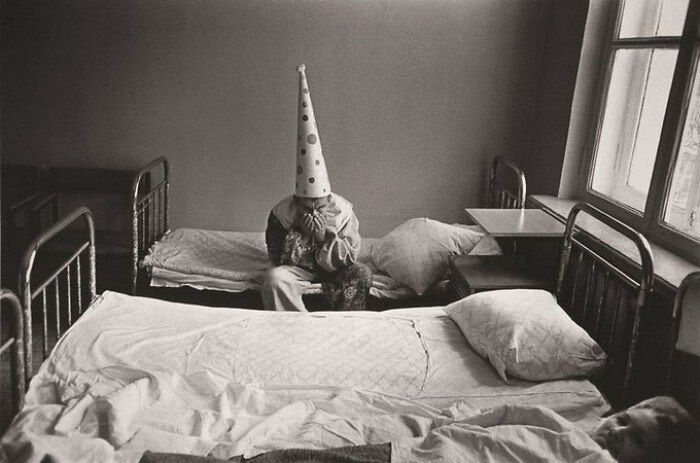 New Year In A Psychiatric Hospital, Moscow, 1988. Photographer: Pavel Krivtsov