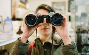 Sales Guy Tries To Upsell Binoculars With Insurance, Says The Client Shouldn’t Buy Them Without It, Client Maliciously Complies