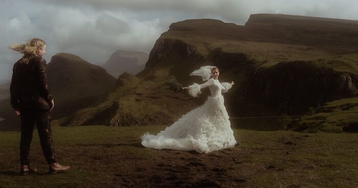 We Picked The Best Wedding Photos Submitted By Photographers From All Over The World (48 Pics)