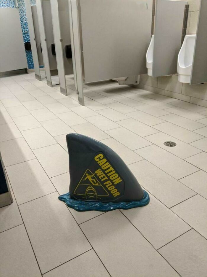 Shark Fin "Wet Floor" Caution Sign