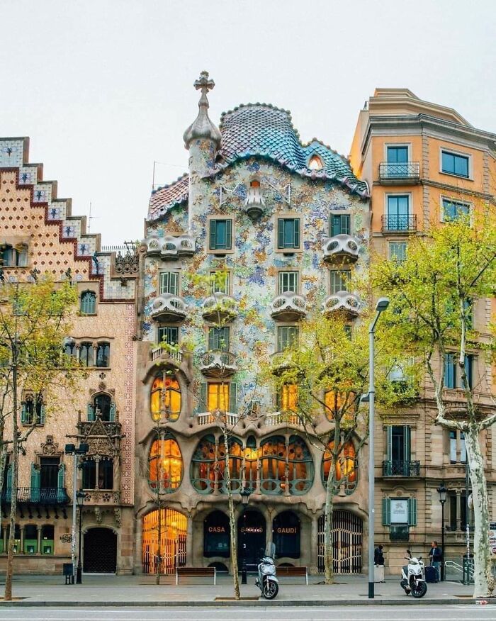 Casa Batlló By Antoni Gaudí In Barcelona, Spain