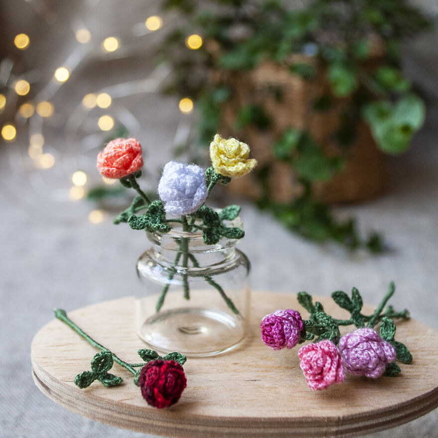 I Am A Miniaturist And Crochet Tiny Flowers.