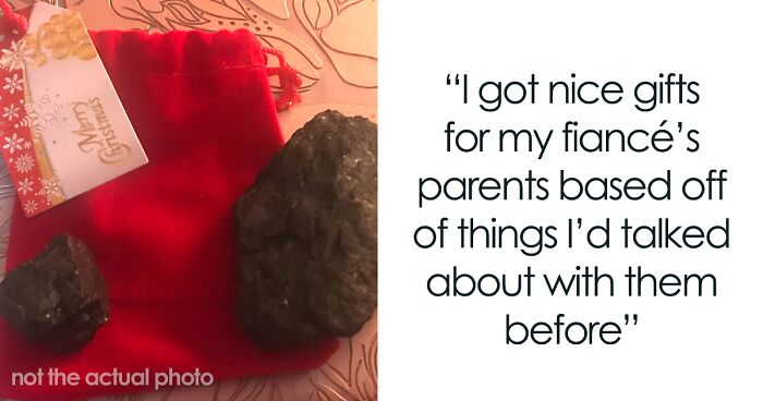 Person Spends Christmas With Fiancé's Family For The First Time, Gets Disrespected With A Pile Of Coal As 