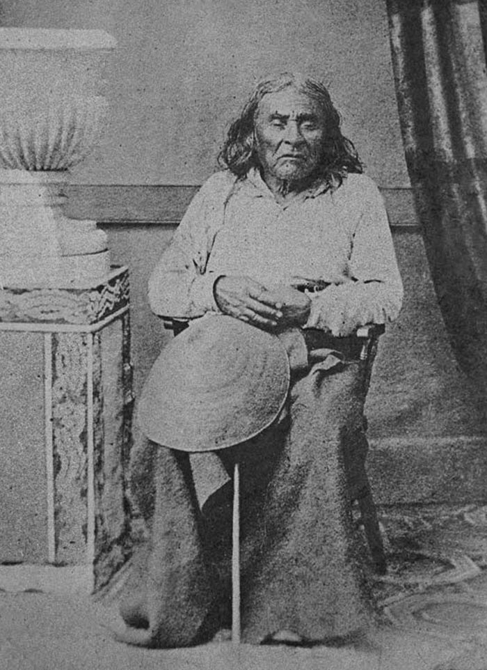 Black and white picture of Chief Seattle sitting