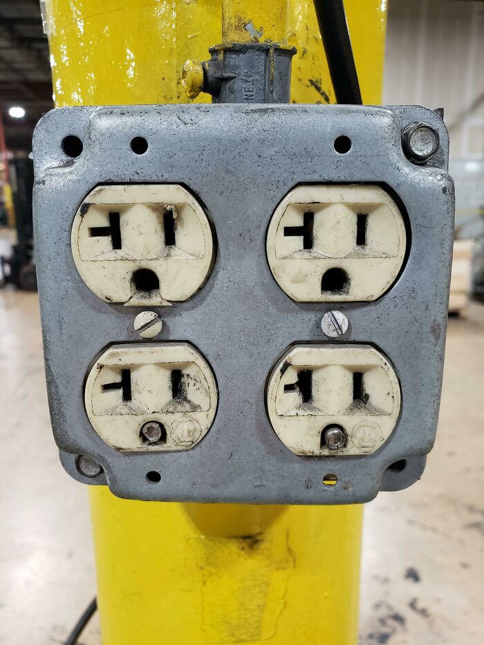 So Thats Where All The Grounding Pins Keep Going