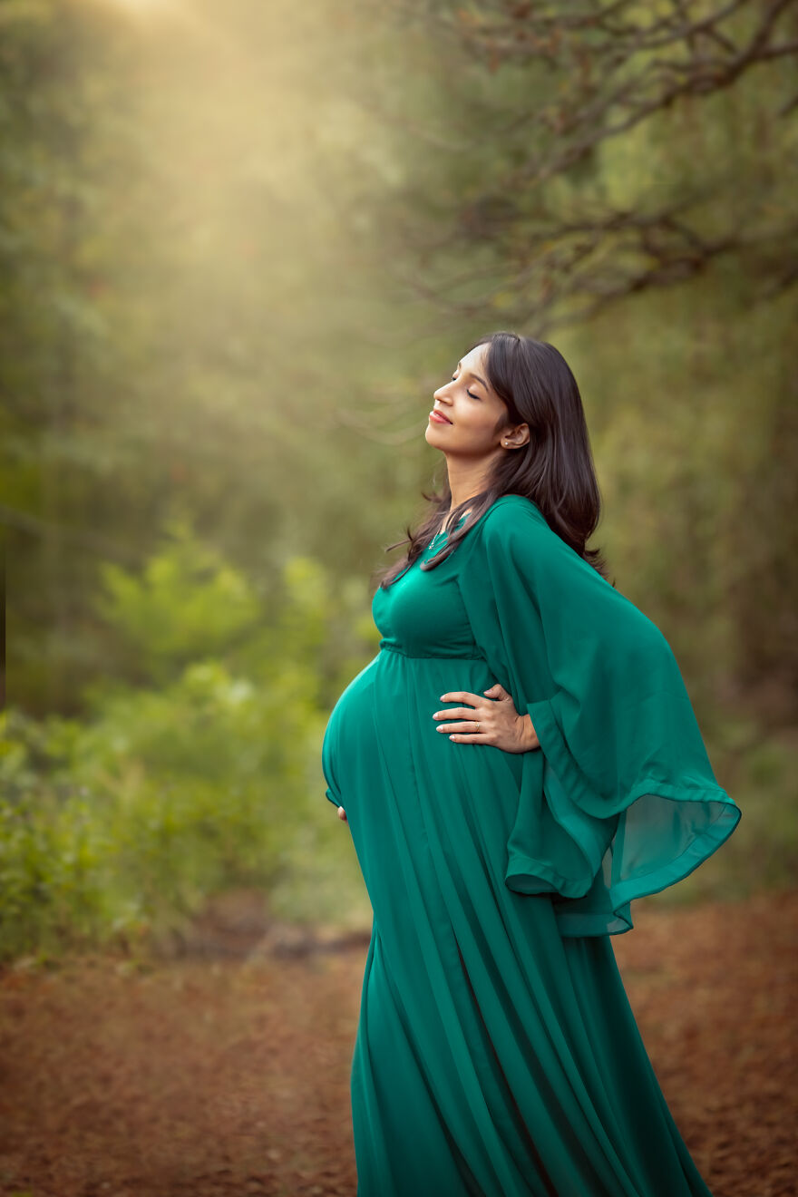 Mums Love For Her Unborn Child As She Dreams About The Life They Will Have Together!