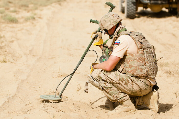 Minesweeper Looking For Mines Underground