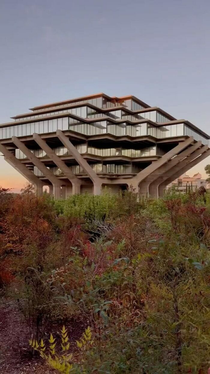 Geisel Library. . University Of California