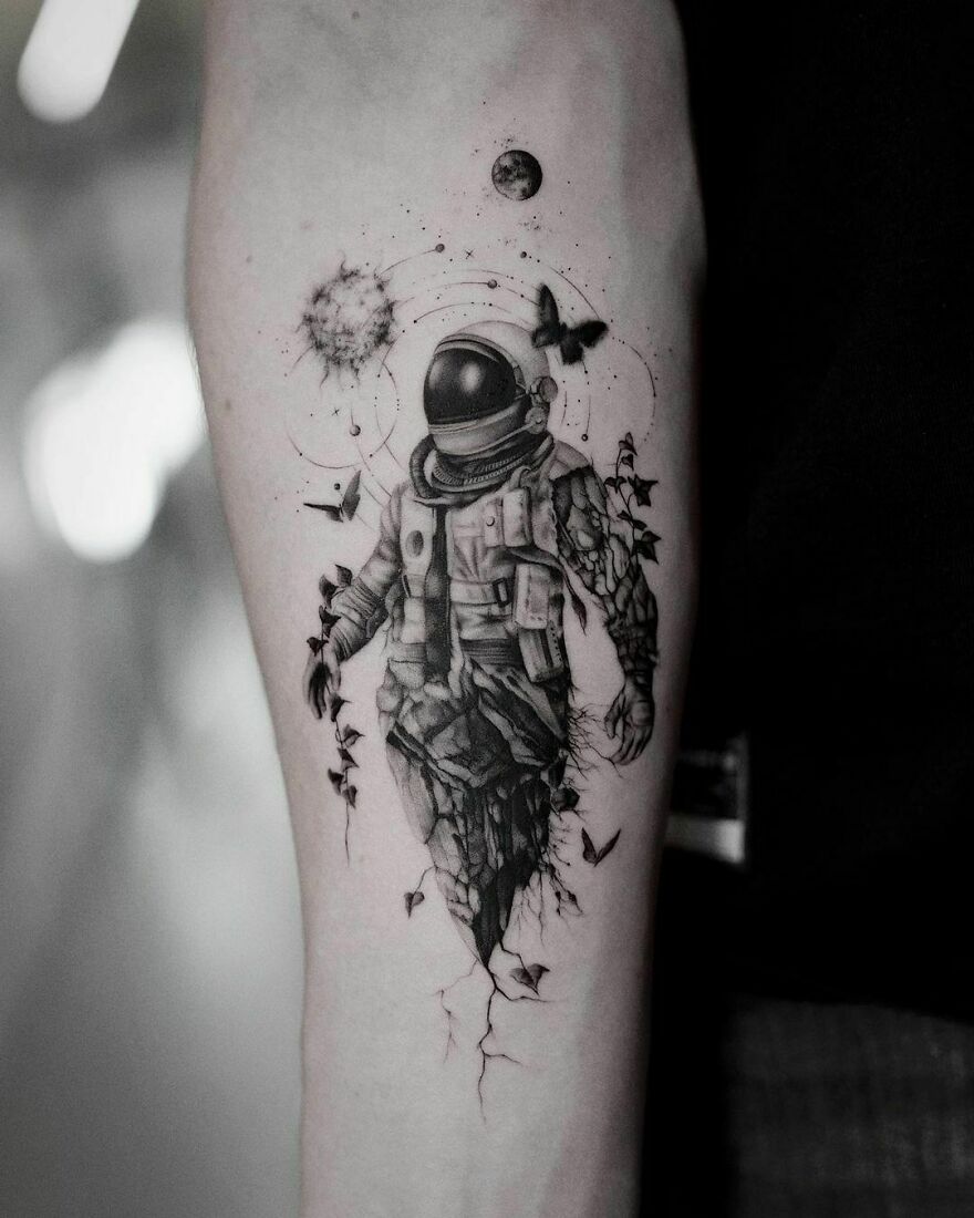 minimalist astronaut tattoo design on Craiyon