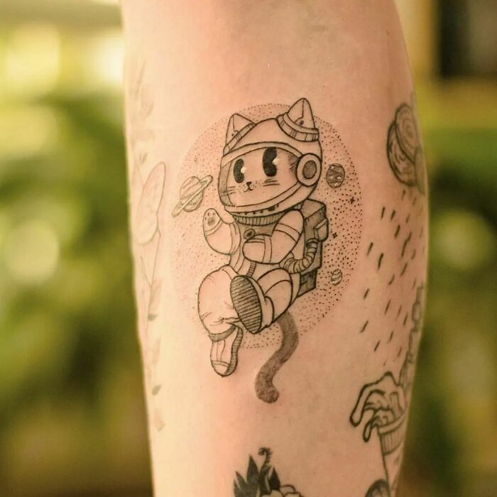 Jess Longfield on Instagram Lucy the astronaut cat tattooart iowa  iowatattoo iowatattooartist desmoines desmoinestattoo skinartmag  neotraditional neotrad